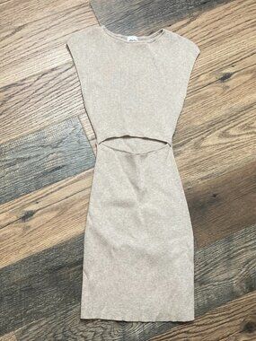 Aritzia Wilfred Free Cut Out Beige Dress Sz XS